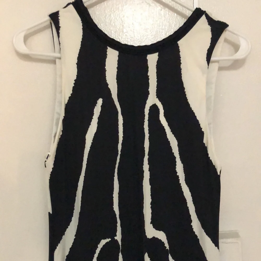 Roberto Cavalli gown , size 42 or 6-8 , worn only for shooting - Picture 2 of 8